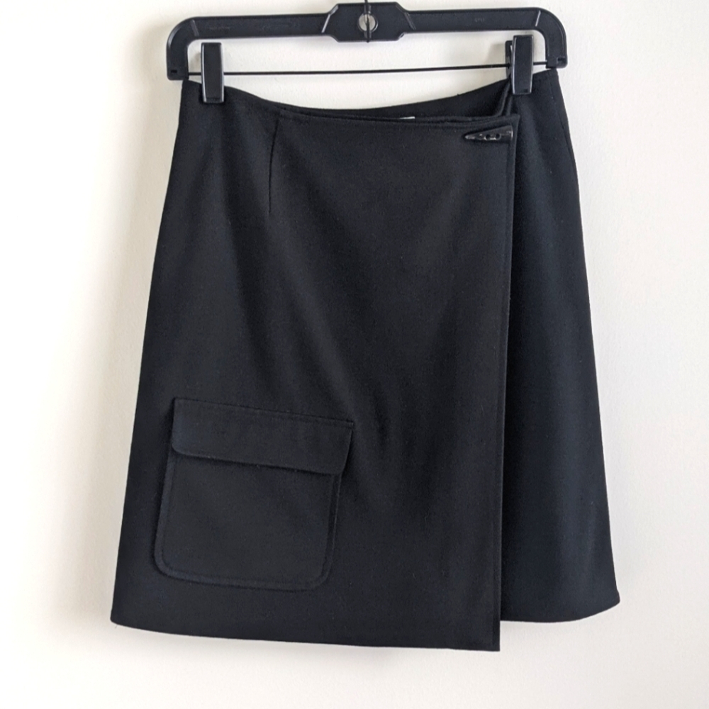 VINTAGE Talbots True Wrap Skirt with toggle and pocket 4 Black Ponte Mod